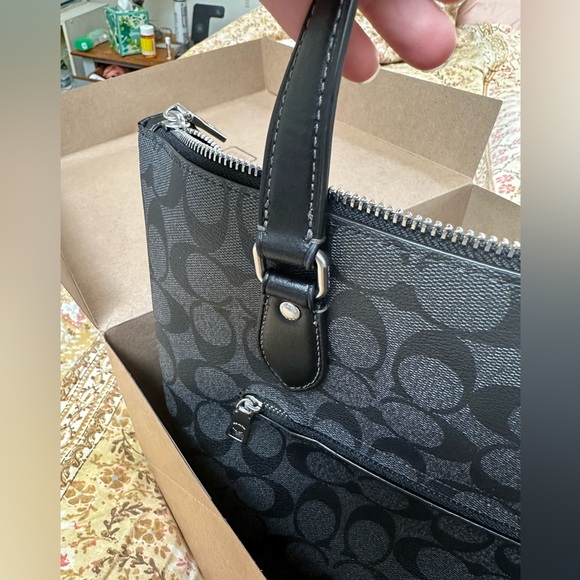 NWT Coach Graphite Black Signature Coated Canvas City Tote Shoulder Handbag - Picture 11 of 16